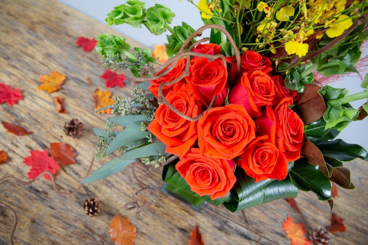 roses fall arrangement